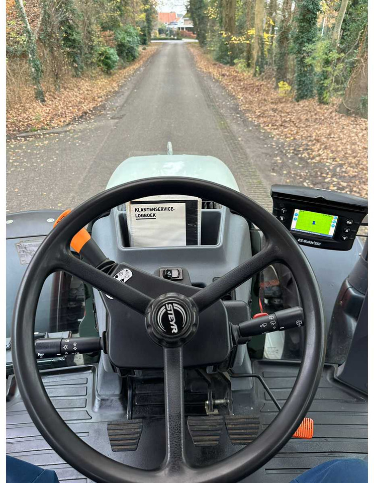 2014 STEYR 4120 PROFI CVT ALL-WHEEL DRIVE FARM TRACTOR - Tractor agricol: Foto 5 2014 STEYR 4120 PROFI CVT ALL-WHEEL DRIVE FARM TRACTOR - Tractor agricol: Foto 5