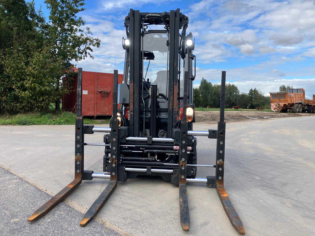2015 LINDE H20T DOUBLE FORK FORKLIFT - Motostivuitor: Foto 2 2015 LINDE H20T DOUBLE FORK FORKLIFT - Motostivuitor: Foto 2