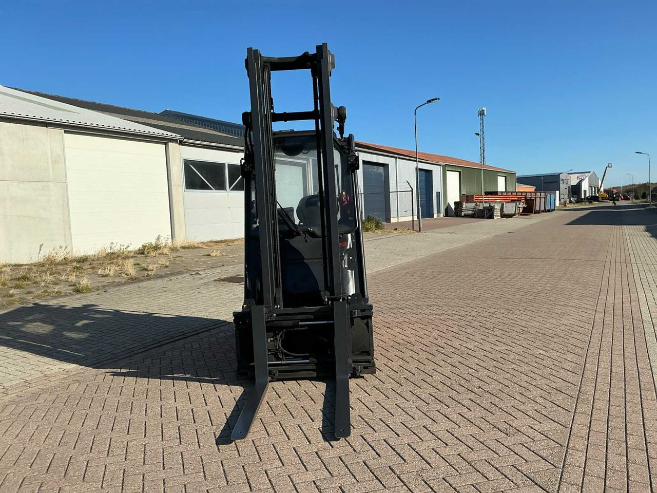 2017 LINDE E25PH-01/600 FORKLIFT - Motostivuitor: Foto 3 2017 LINDE E25PH-01/600 FORKLIFT - Motostivuitor: Foto 3