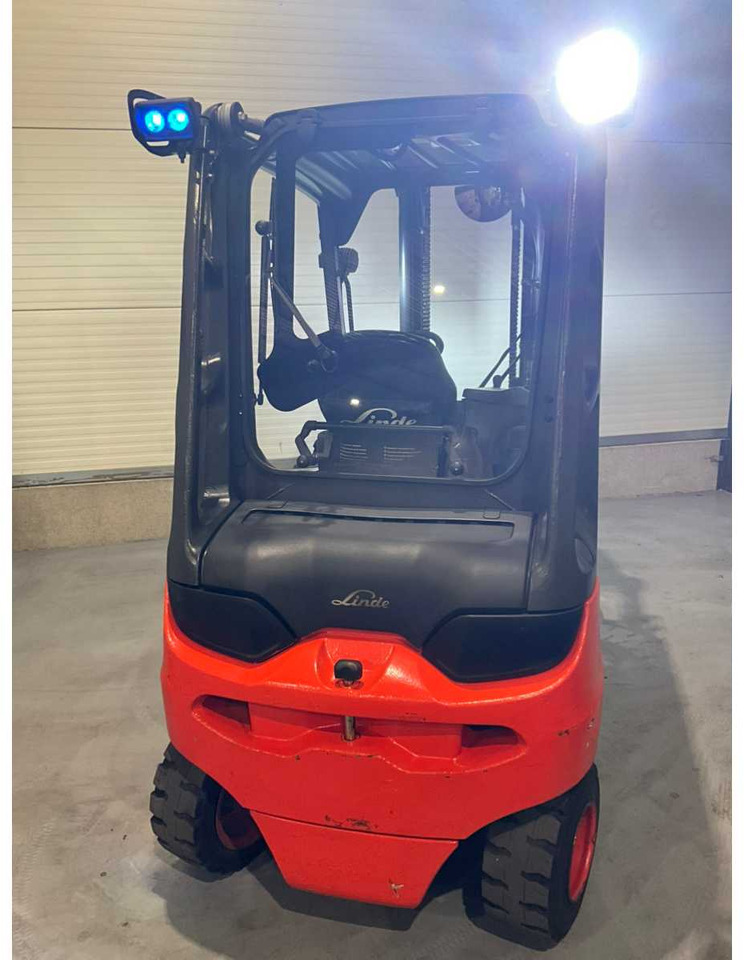 2017 LINDE E30L-01 3000KG FORKLIFT - Motostivuitor: Foto 4 2017 LINDE E30L-01 3000KG FORKLIFT - Motostivuitor: Foto 4