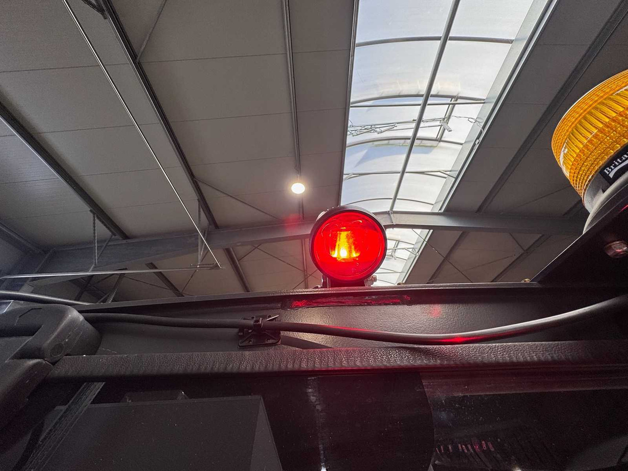 Motostivuitor 2017 SERVICE + UVV 07/2026 LINDE E25L 2.500KG EVO 3.+4.: Foto 17 Motostivuitor 2017 SERVICE + UVV 07/2026 LINDE E25L 2.500KG EVO 3.+4.: Foto 17