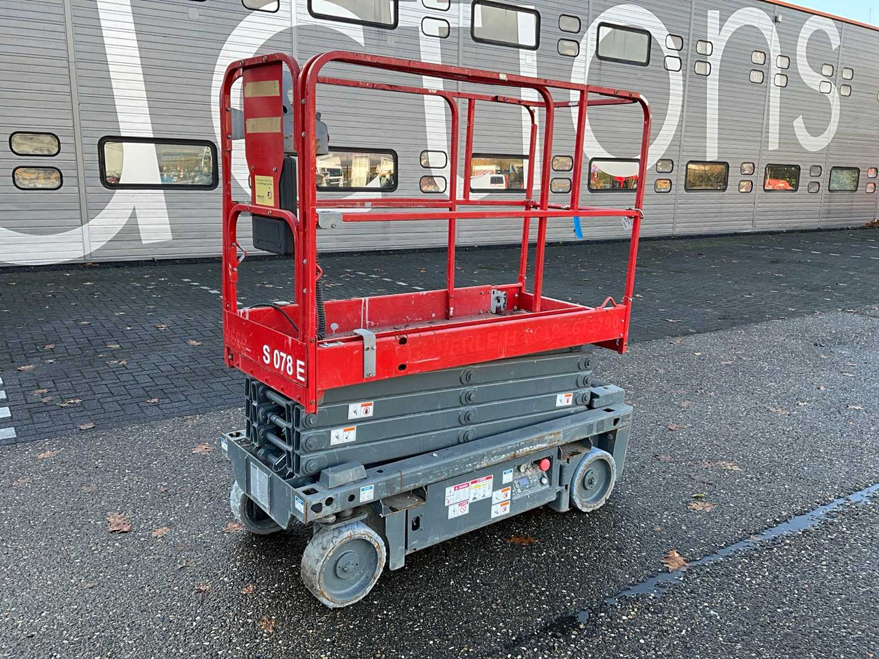 2018 HAULOTTE OPTIMUM 8 SCISSOR LIFT - Autopropulsată platformă: Foto 1 2018 HAULOTTE OPTIMUM 8 SCISSOR LIFT - Autopropulsată platformă: Foto 1
