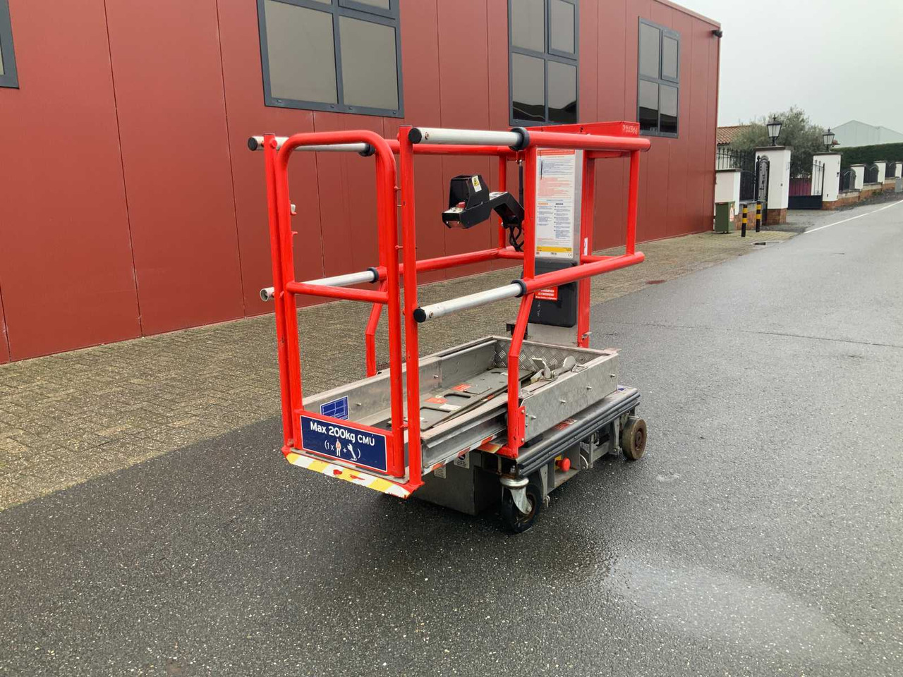 2019 JLG POWER TOWER NANO SP PLUS AERIAL WORK PLATFORM - Autopropulsată platformă: Foto 2 2019 JLG POWER TOWER NANO SP PLUS AERIAL WORK PLATFORM - Autopropulsată platformă: Foto 2