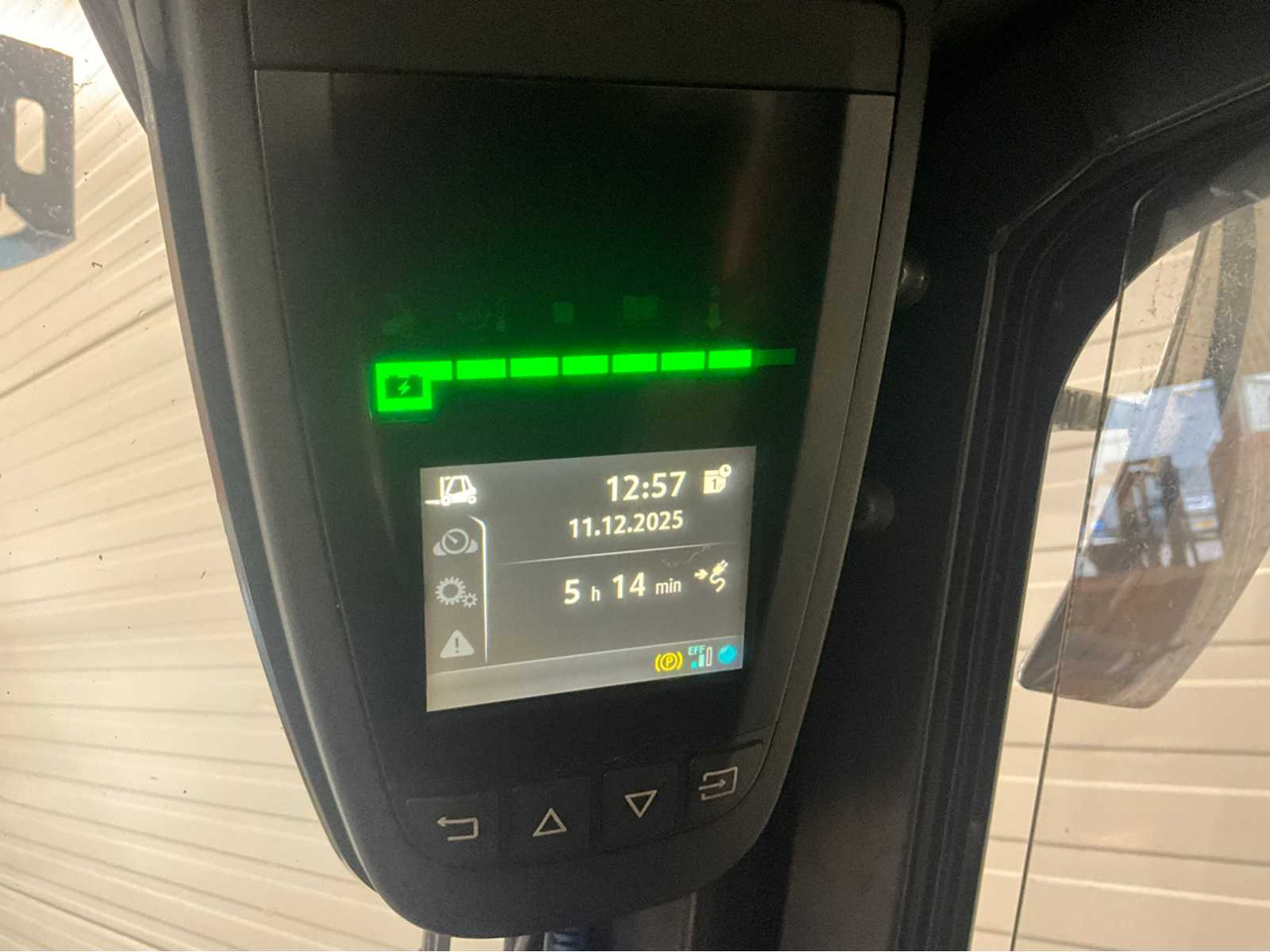 Motostivuitor 2019 LINDE E30HL-01/600 3000KG SPOON ADJUSTER BATTERY 2023 FORKLIFT: Foto 9 Motostivuitor 2019 LINDE E30HL-01/600 3000KG SPOON ADJUSTER BATTERY 2023 FORKLIFT: Foto 9