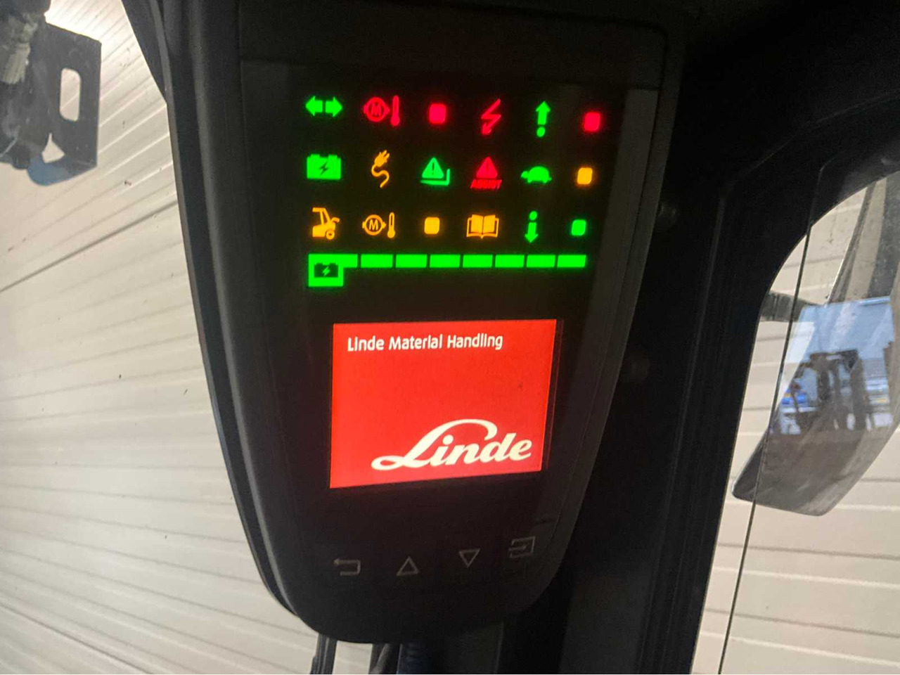 Motostivuitor 2019 LINDE E30HL-01/600 3000KG SPOON ADJUSTER BATTERY 2023 FORKLIFT: Foto 8 Motostivuitor 2019 LINDE E30HL-01/600 3000KG SPOON ADJUSTER BATTERY 2023 FORKLIFT: Foto 8