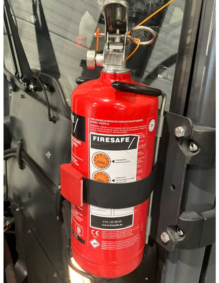 Motostivuitor 2019 LINDE E30HL-01/600 3000KG SPOON ADJUSTER BATTERY 2023 FORKLIFT: Foto 25 Motostivuitor 2019 LINDE E30HL-01/600 3000KG SPOON ADJUSTER BATTERY 2023 FORKLIFT: Foto 25