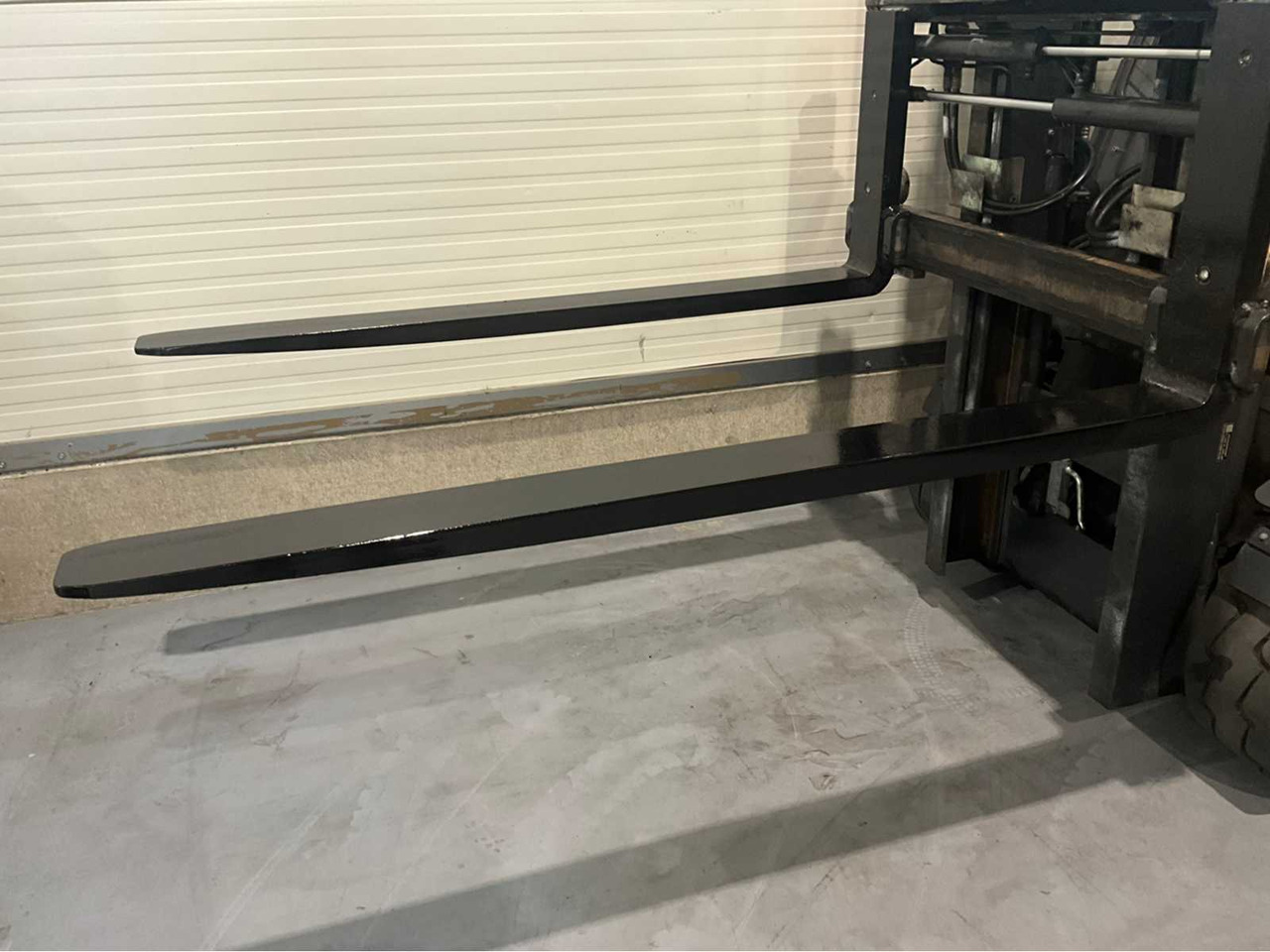 Motostivuitor 2019 LINDE E30HL-01/600 3000KG SPOON ADJUSTER BATTERY 2023 FORKLIFT: Foto 17 Motostivuitor 2019 LINDE E30HL-01/600 3000KG SPOON ADJUSTER BATTERY 2023 FORKLIFT: Foto 17