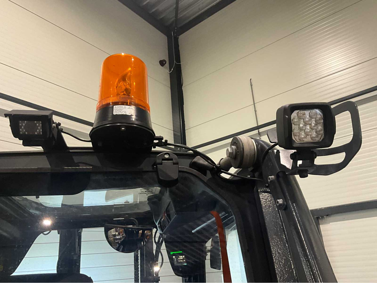 Motostivuitor 2019 LINDE E30HL-01/600 3000KG SPOON ADJUSTER BATTERY 2023 FORKLIFT: Foto 20 Motostivuitor 2019 LINDE E30HL-01/600 3000KG SPOON ADJUSTER BATTERY 2023 FORKLIFT: Foto 20