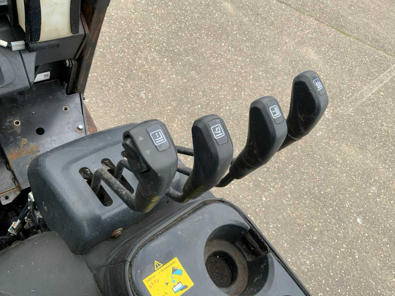 Motostivuitor 2021 DOOSAN B25X-7 FORKLIFT: Foto 16