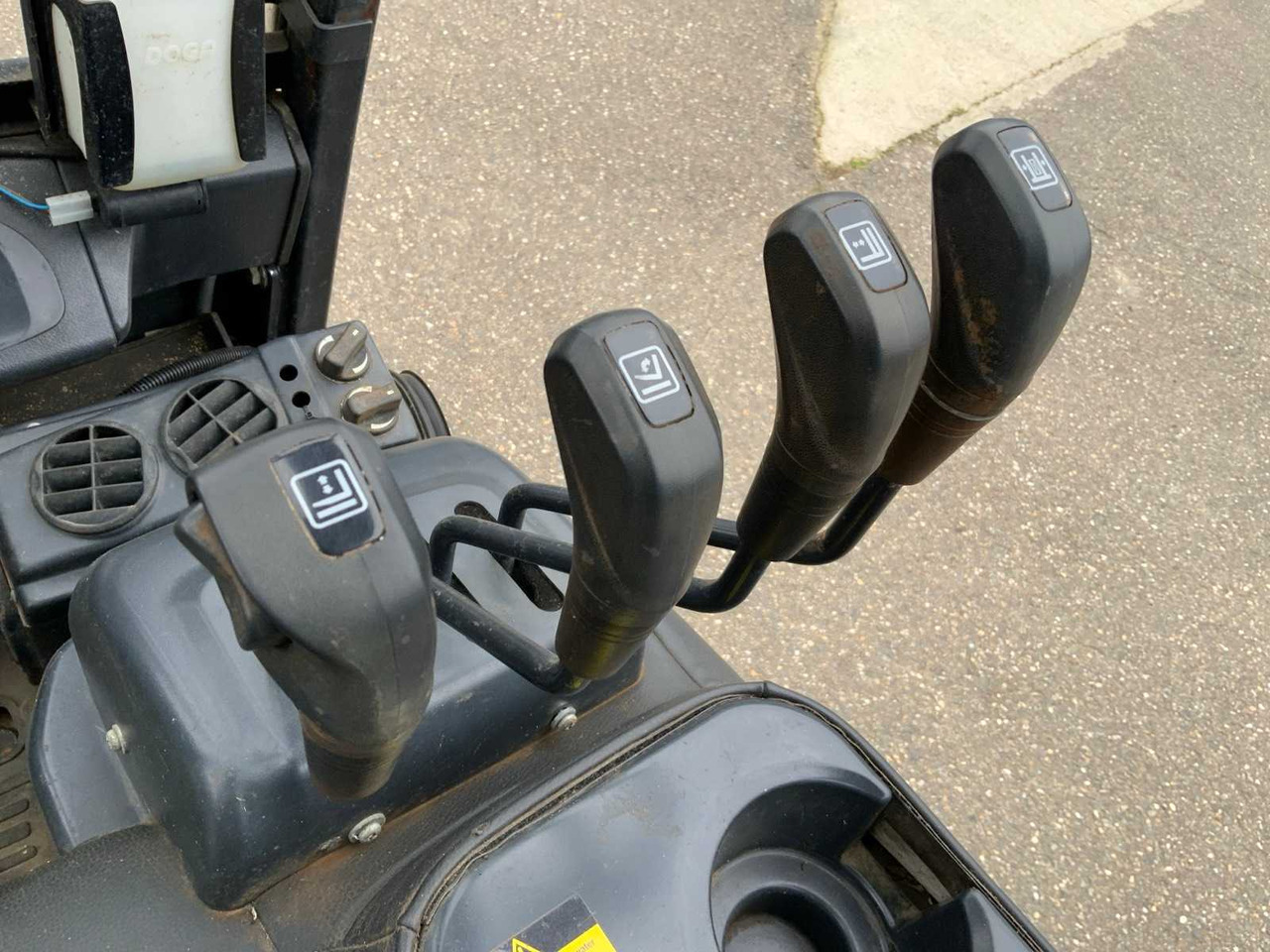 Motostivuitor 2021 DOOSAN B25X-7 FORKLIFT: Foto 16