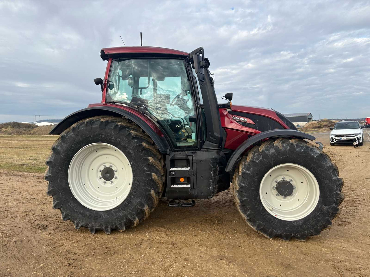 2022 NEW VALTRA N155E VERSU TRACTOR - Tractor agricol: Foto 5 2022 NEW VALTRA N155E VERSU TRACTOR - Tractor agricol: Foto 5