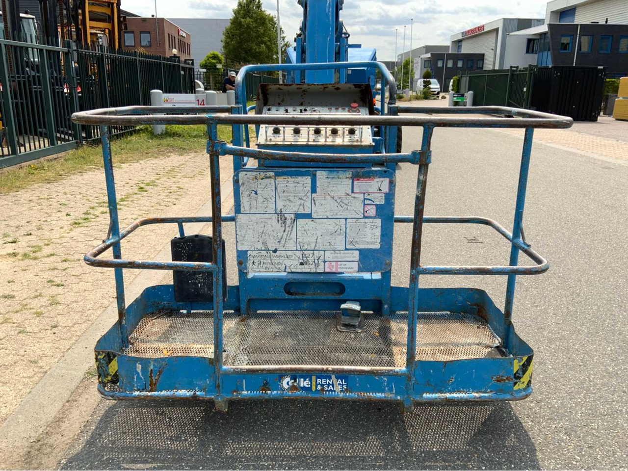 AICHI - SP21AJ - AERIAL PLATFORM DIESEL 23 METERS WORKING HEIGHT - Autopropulsată platformă: Foto 4 AICHI - SP21AJ - AERIAL PLATFORM DIESEL 23 METERS WORKING HEIGHT - Autopropulsată platformă: Foto 4