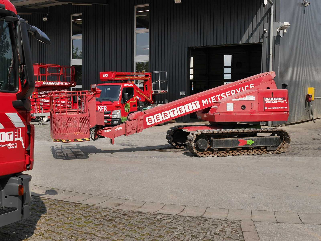 AICHI - SR 123 - AERIAL WORK PLATFORMS - 1998 - Autopropulsată platformă: Foto 2 AICHI - SR 123 - AERIAL WORK PLATFORMS - 1998 - Autopropulsată platformă: Foto 2