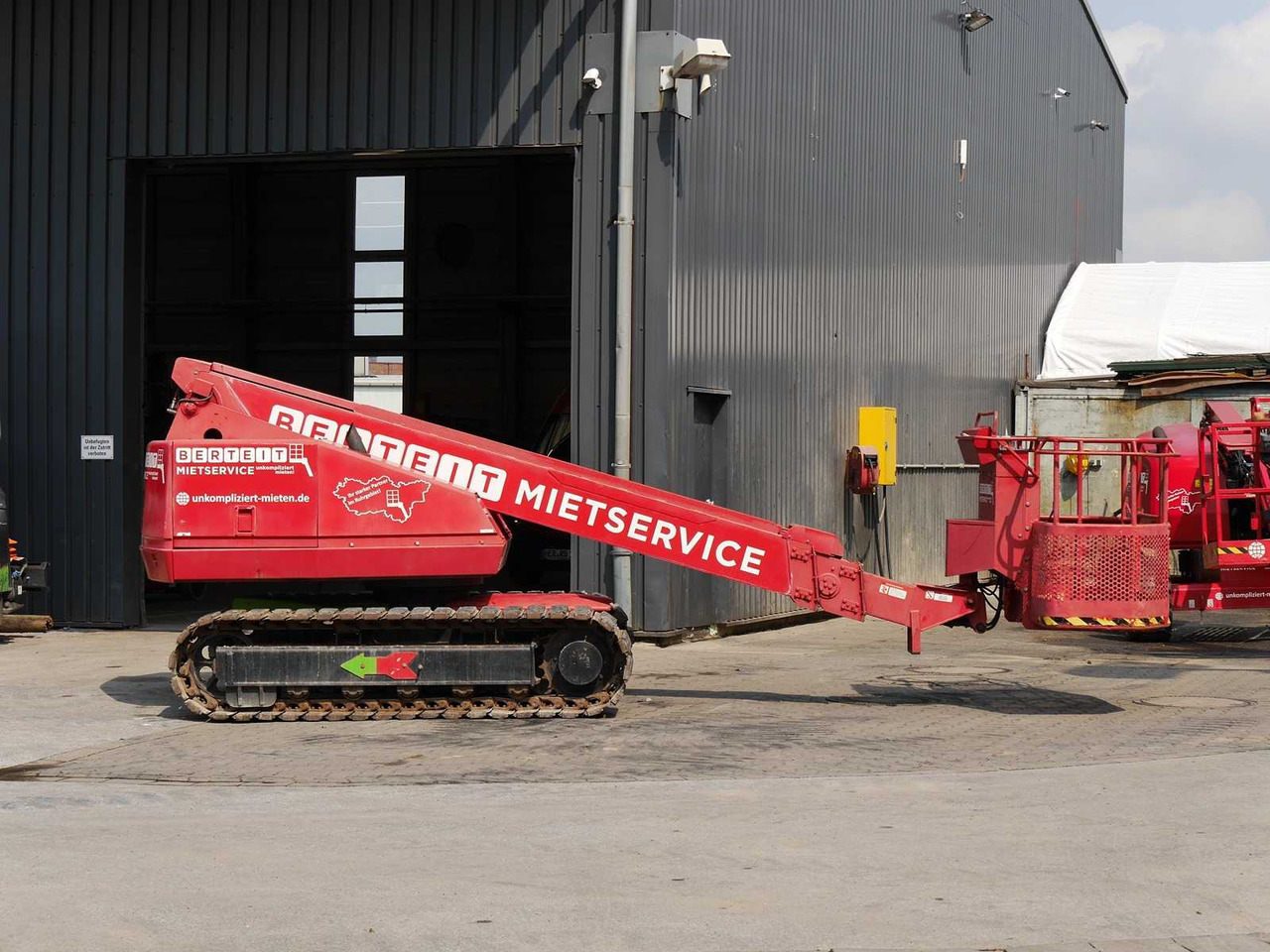 AICHI - SR 123 - AERIAL WORK PLATFORMS - 1998 - Autopropulsată platformă: Foto 5 AICHI - SR 123 - AERIAL WORK PLATFORMS - 1998 - Autopropulsată platformă: Foto 5