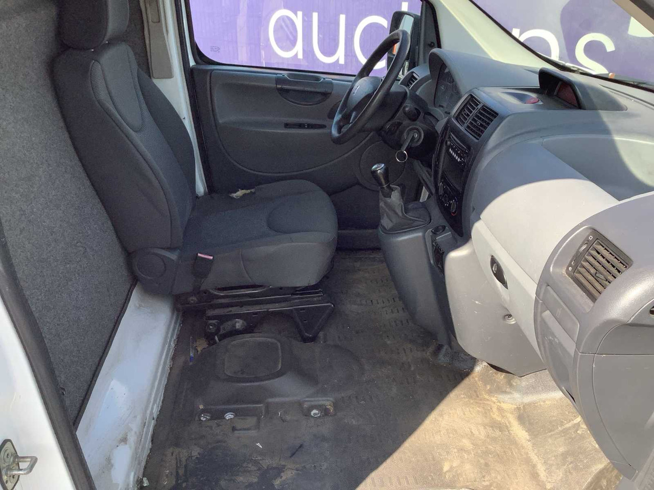 Autoutilitară 2007 - PEUGEOT - EXPERT - 227 1.6 HDI L1H1 PRO - COMMERCIAL VEHICLE: Foto 7