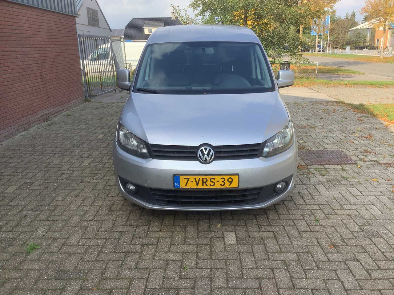 2011 VOLKSWAGEN CADDY 1.6 TDI BMT COMMERCIAL VEHICLE - Autoutilitară: Foto 2 2011 VOLKSWAGEN CADDY 1.6 TDI BMT COMMERCIAL VEHICLE - Autoutilitară: Foto 2