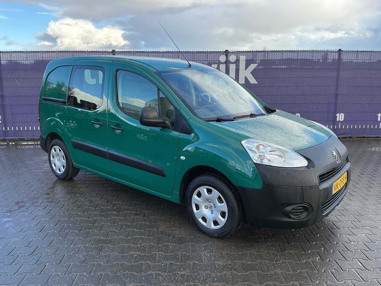 2014 - PEUGEOT - PARTNER - 120 1.6 HDI L1XR PR+ - COMMERCIAL VEHICLE - Autoutilitară: Foto 2 2014 - PEUGEOT - PARTNER - 120 1.6 HDI L1XR PR+ - COMMERCIAL VEHICLE - Autoutilitară: Foto 2