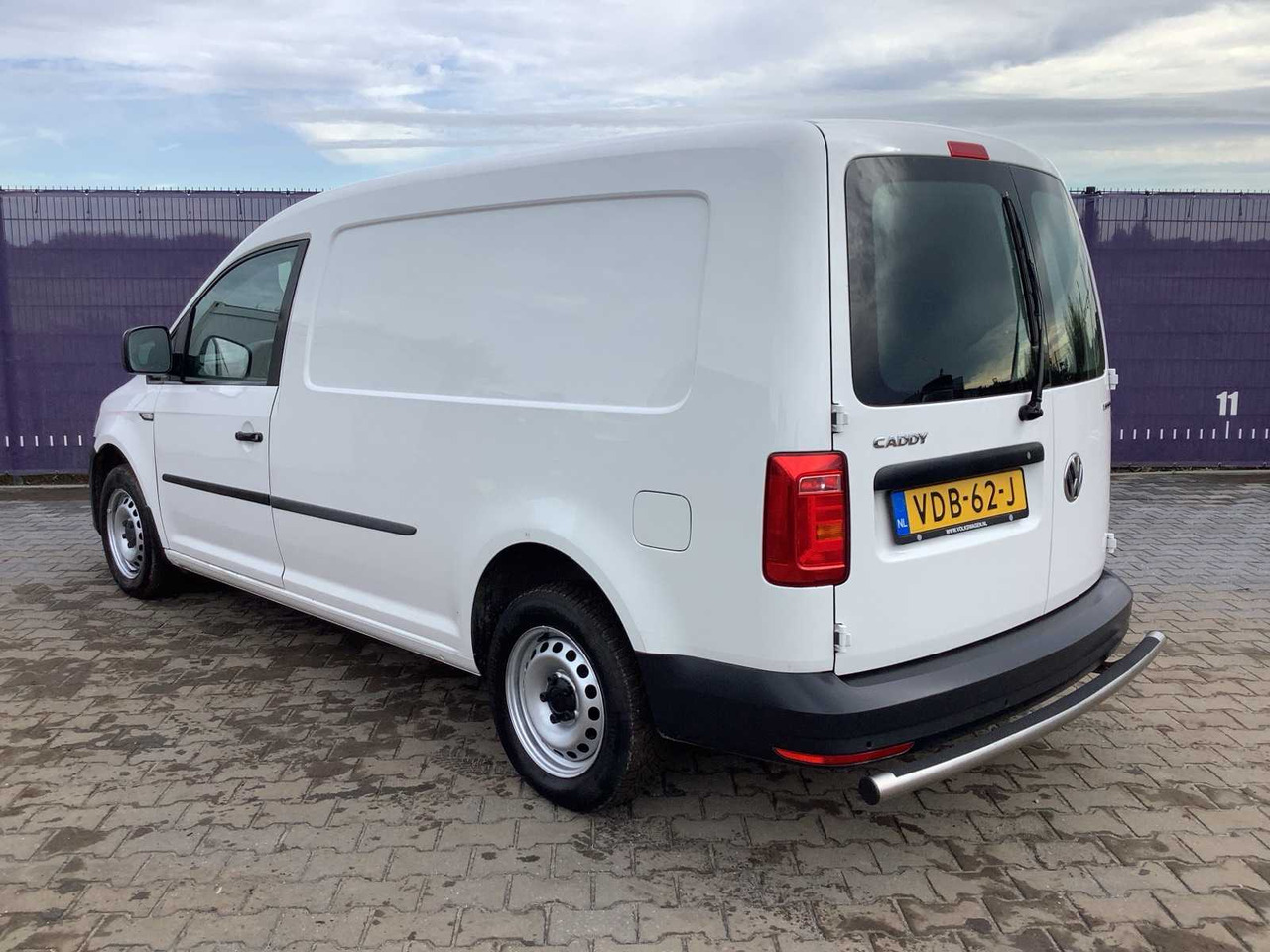 2019 - VOLKSWAGEN - CADDY - 1.4 TGI MAXI L2H1 ECOFUEL - CNG/NATURAL GAS - COMMERCIAL VEHICLE - Autoutilitară: Foto 4 2019 - VOLKSWAGEN - CADDY - 1.4 TGI MAXI L2H1 ECOFUEL - CNG/NATURAL GAS - COMMERCIAL VEHICLE - Autoutilitară: Foto 4