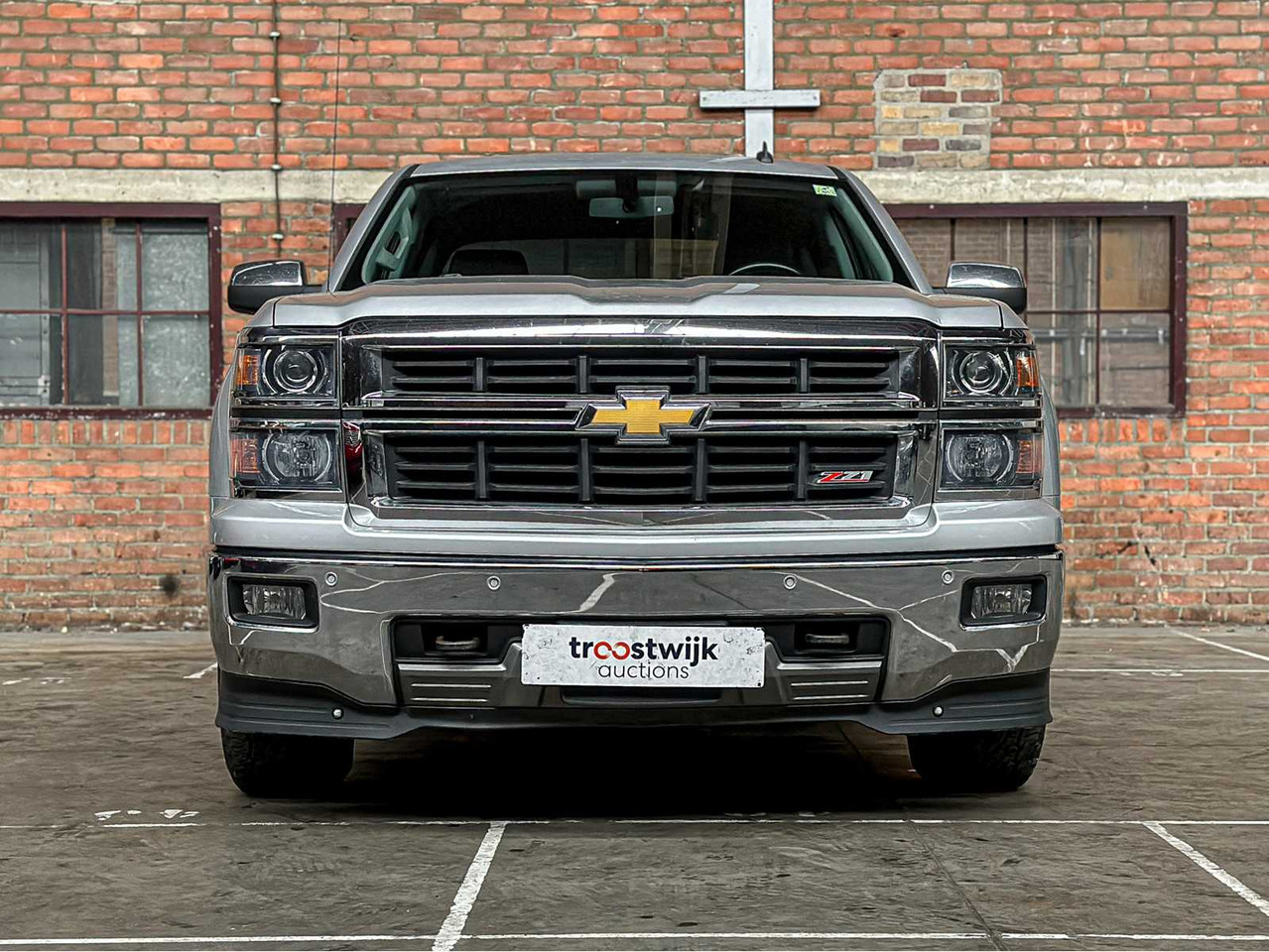 CHEVROLET SILVERADO 5.3L V8 Z71 PICK-UP TRUCK 390HP 2014, VK-821-F - Autoutilitară: Foto 4 CHEVROLET SILVERADO 5.3L V8 Z71 PICK-UP TRUCK 390HP 2014, VK-821-F - Autoutilitară: Foto 4