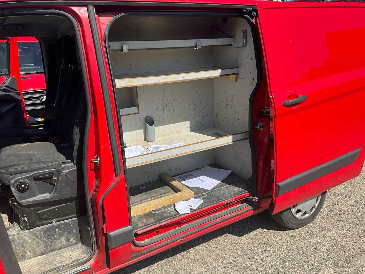 FORD - TRANSIT CUSTOM - 270 2.2 TDCI L1H1 TR - COMMERCIAL VEHICLE - Autoutilitară: Foto 4 FORD - TRANSIT CUSTOM - 270 2.2 TDCI L1H1 TR - COMMERCIAL VEHICLE - Autoutilitară: Foto 4