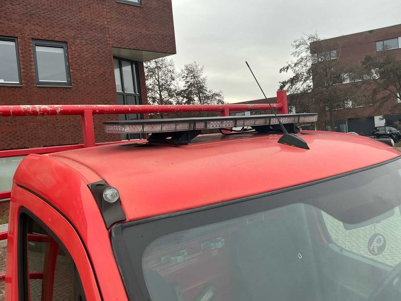 Autoutilitară MERCEDES-BENZ SPRINTER 319 3.0 CDI 432 COMMERCIAL VEHICLE: Foto 20 Autoutilitară MERCEDES-BENZ SPRINTER 319 3.0 CDI 432 COMMERCIAL VEHICLE: Foto 20