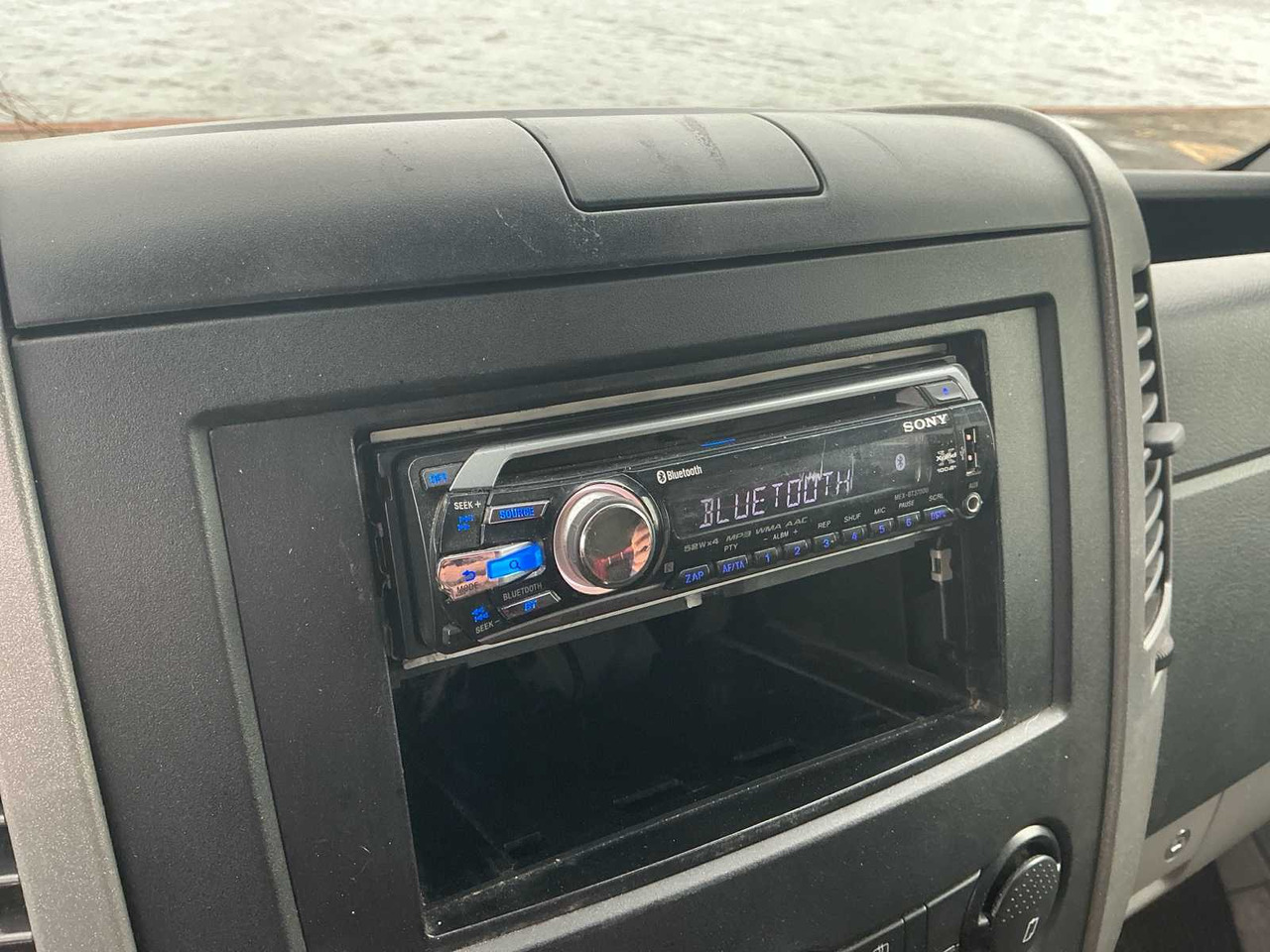 Autoutilitară MERCEDES-BENZ SPRINTER 319 3.0 CDI 432 COMMERCIAL VEHICLE: Foto 32 Autoutilitară MERCEDES-BENZ SPRINTER 319 3.0 CDI 432 COMMERCIAL VEHICLE: Foto 32