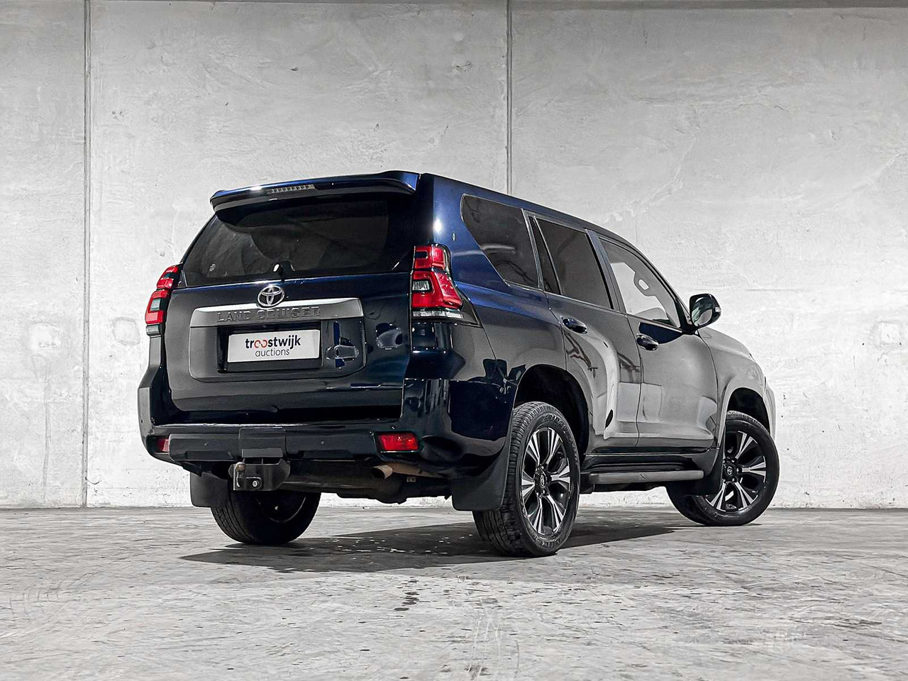 Autoutilitară TOYOTA LAND CRUISER 2.8 D-4D-F CHALLENGER BLIND VAN 177HP 2020, VHH-33-H COMMERCIAL VEHICLE: Foto 8