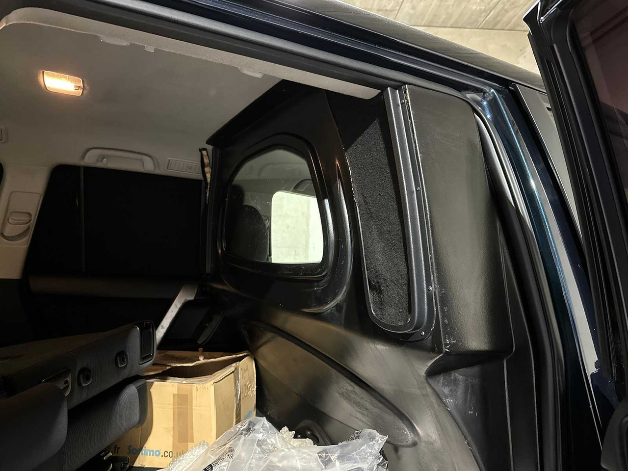 Autoutilitară TOYOTA LAND CRUISER 2.8 D-4D-F CHALLENGER BLIND VAN 177HP 2020, VHH-33-H COMMERCIAL VEHICLE: Foto 31