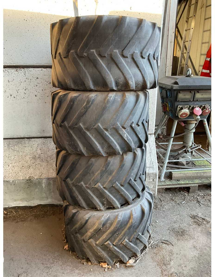 BKT TR-315 WHEELED EXCAVATOR (4X) - Excavator pe roţi: Foto 2 BKT TR-315 WHEELED EXCAVATOR (4X) - Excavator pe roţi: Foto 2