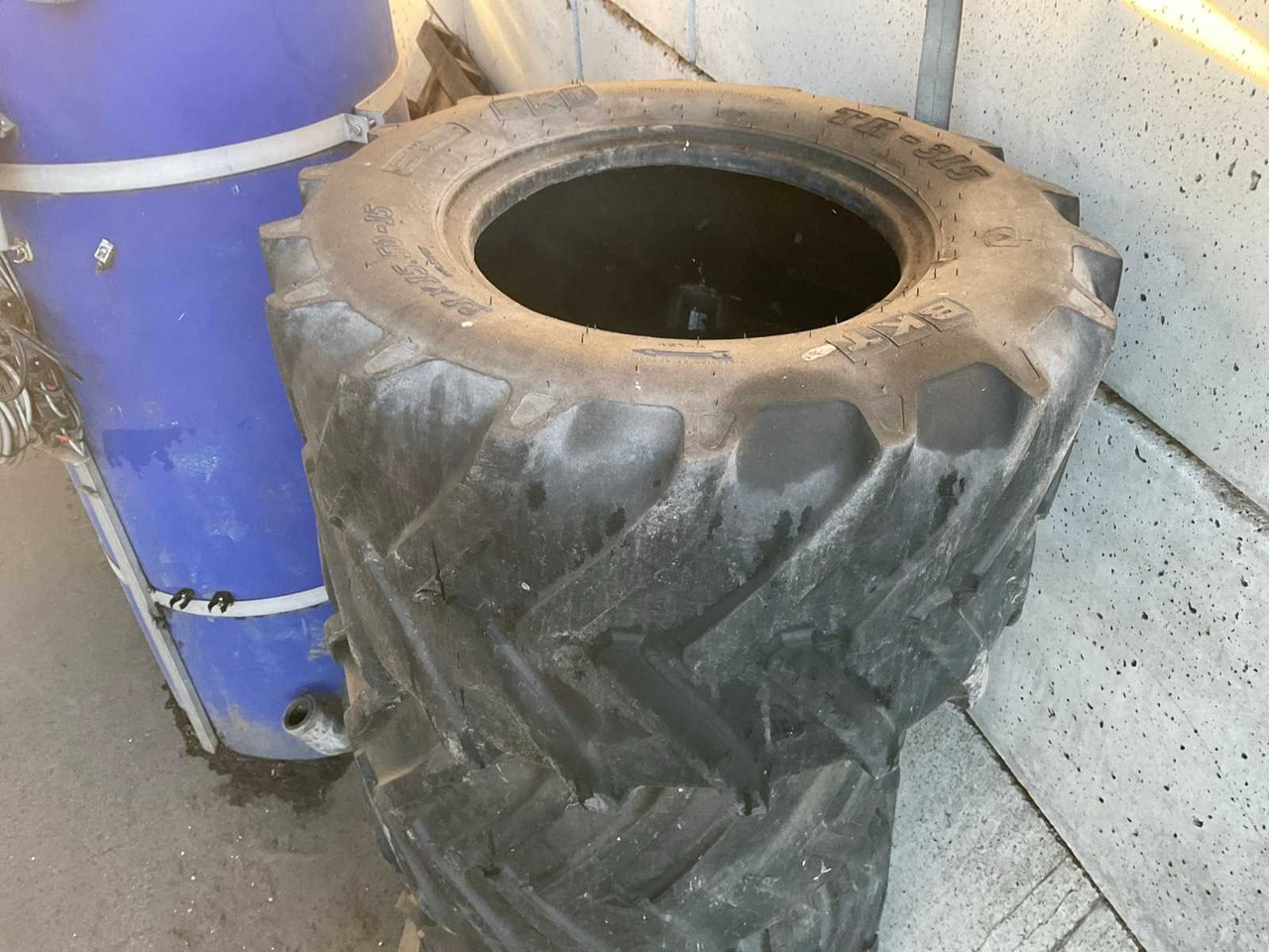 BKT TR-315 WHEELED EXCAVATOR (4X) - Excavator pe roţi: Foto 3 BKT TR-315 WHEELED EXCAVATOR (4X) - Excavator pe roţi: Foto 3