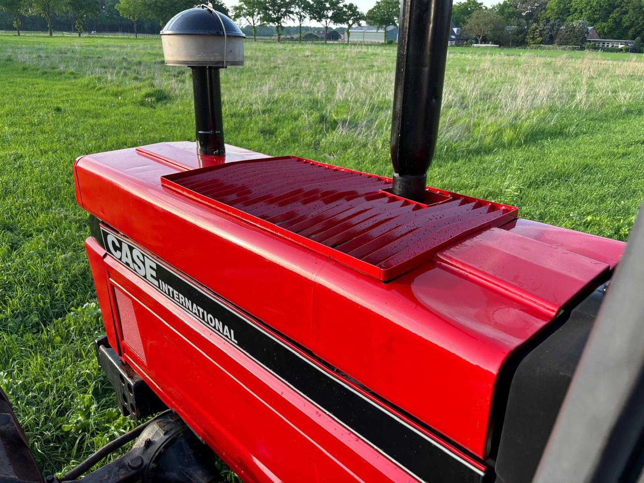 Tractor agricol CASE INTERNATIONAL - 1988 - 1455 XL - ALL-WHEEL DRIVE FARM TRACTOR: Foto 14