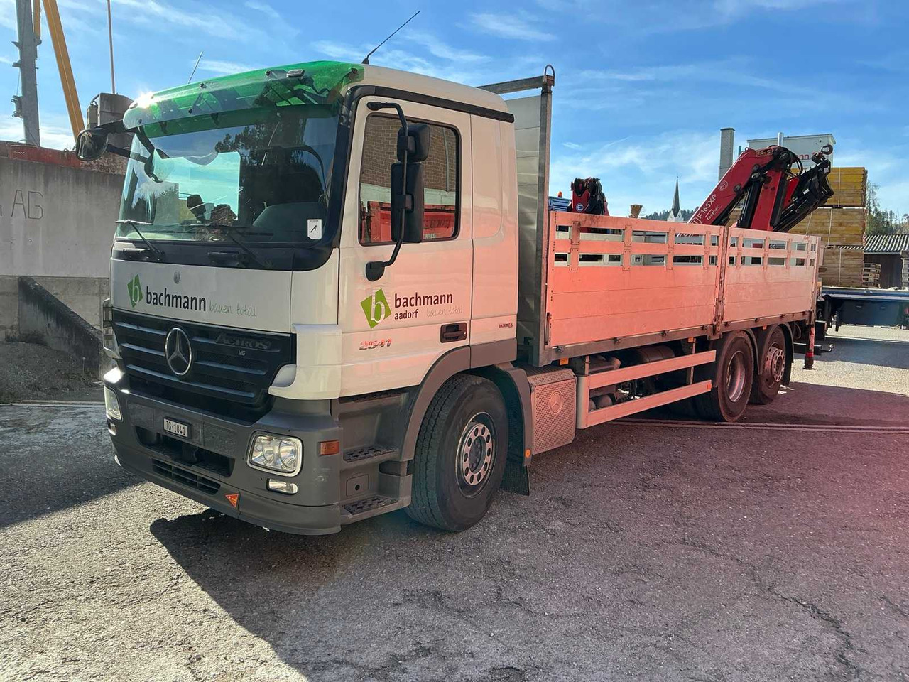 2008 MERCEDES-BENZ ACTROS 2541 TRUCK WITH REAR CRANE - Camion: Foto 1 2008 MERCEDES-BENZ ACTROS 2541 TRUCK WITH REAR CRANE - Camion: Foto 1