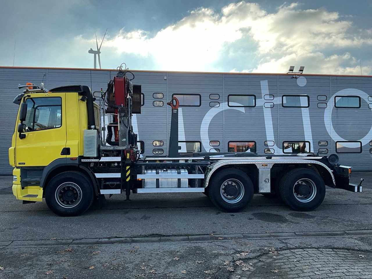 2012 GINAF X3232S 6X4 25T HOOK LIFT + HMF 1643 Z-CRANE TRUCK BZ-VG-55 - Camion: Foto 4 2012 GINAF X3232S 6X4 25T HOOK LIFT + HMF 1643 Z-CRANE TRUCK BZ-VG-55 - Camion: Foto 4