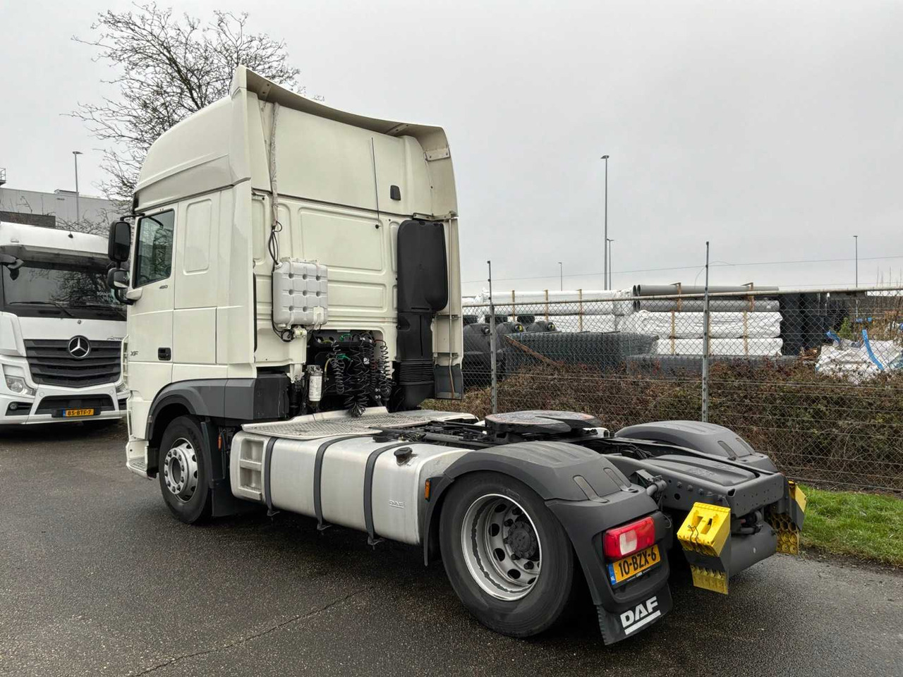 2021 DAF XF480 FT SUPER SPACE CAB SEMI-TRAILER TRACTOR 10-BZX-6 - Camion: Foto 3 2021 DAF XF480 FT SUPER SPACE CAB SEMI-TRAILER TRACTOR 10-BZX-6 - Camion: Foto 3