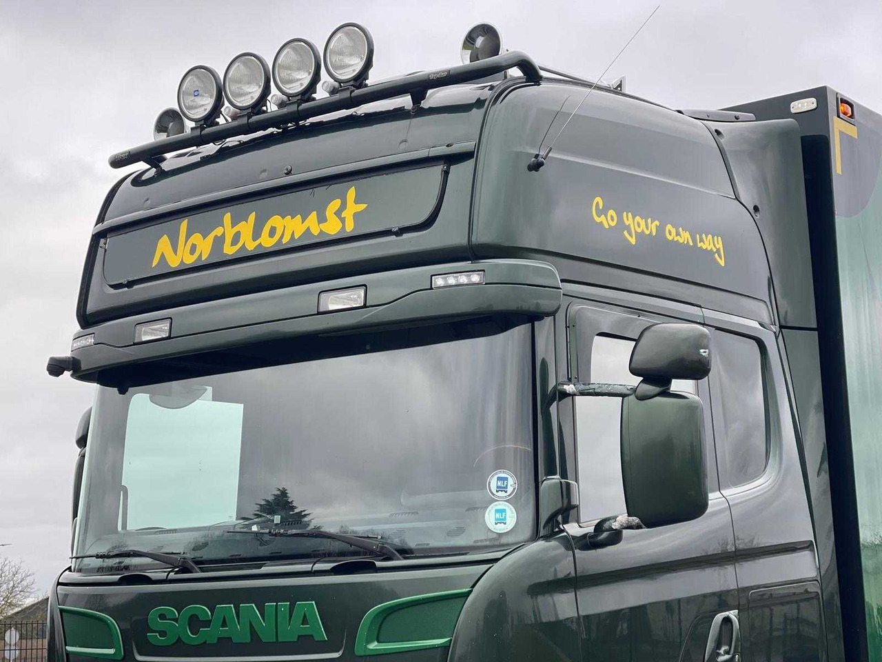 SCANIA - R520 - 2015 - 32-BFP-5 - FLOWER COMBI, VALVE, COMPLETELY, FULL AIR - Camion: Foto 2 SCANIA - R520 - 2015 - 32-BFP-5 - FLOWER COMBI, VALVE, COMPLETELY, FULL AIR - Camion: Foto 2