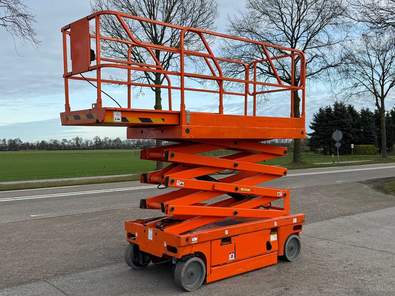 HAULOTTE - 2007 - COMPACT 10 - AERIAL PLATFORM - Autopropulsată platformă: Foto 5 HAULOTTE - 2007 - COMPACT 10 - AERIAL PLATFORM - Autopropulsată platformă: Foto 5