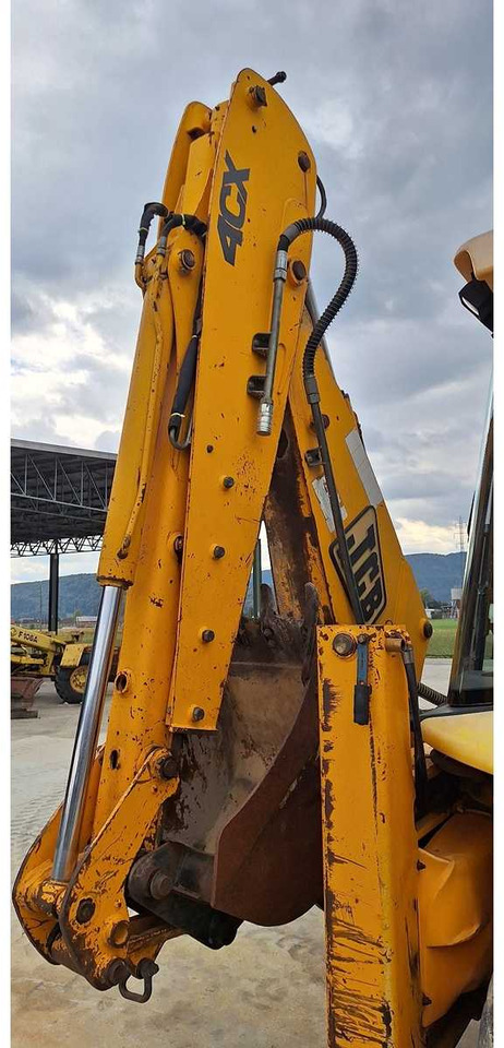JCB BACKHOE LOADER - Buldoexcavator: Foto 2 JCB BACKHOE LOADER - Buldoexcavator: Foto 2
