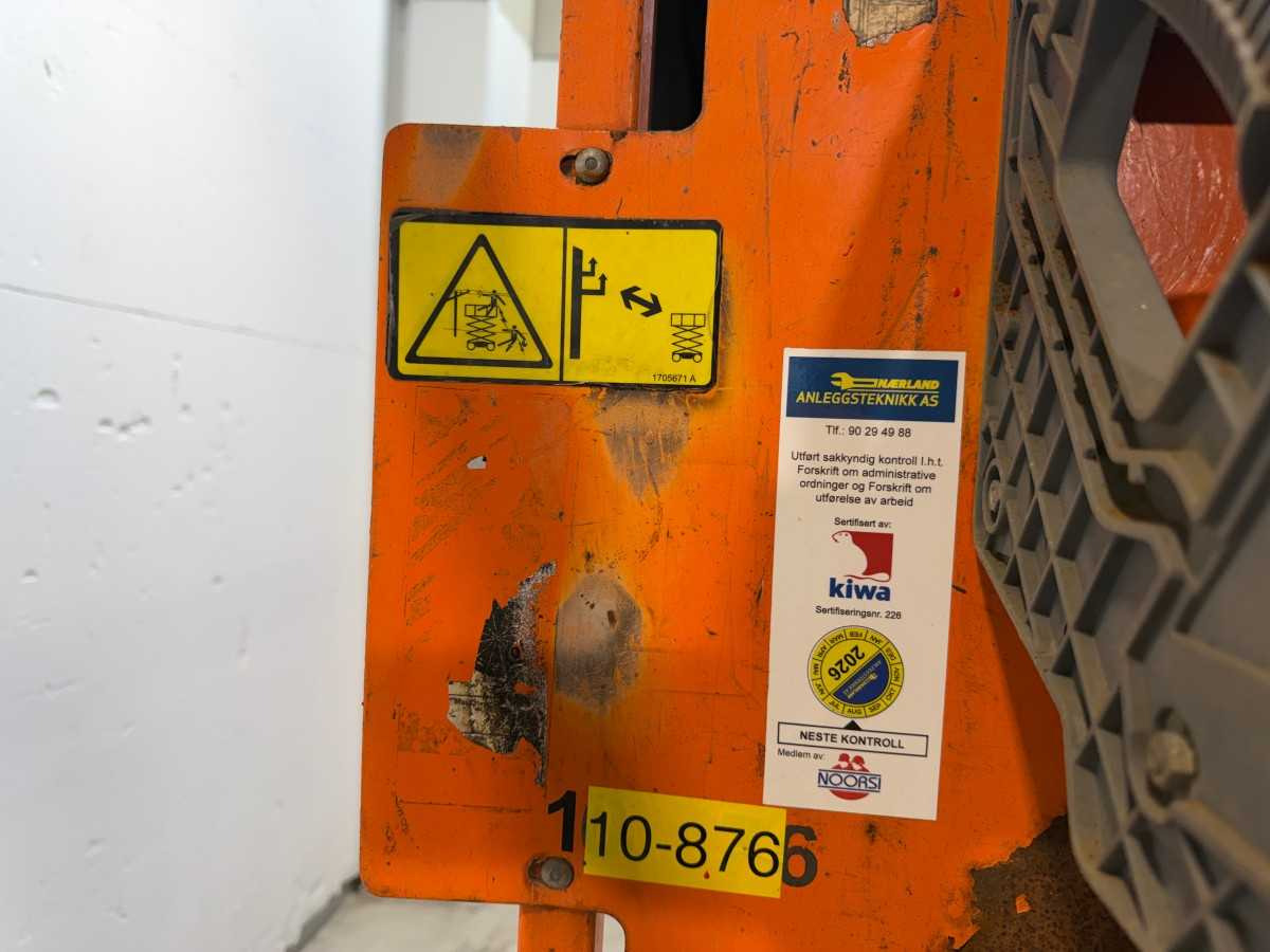 Autopropulsată platformă JLG - 2013 - 1930ES - AERIAL PLATFORM: Foto 18 Autopropulsată platformă JLG - 2013 - 1930ES - AERIAL PLATFORM: Foto 18