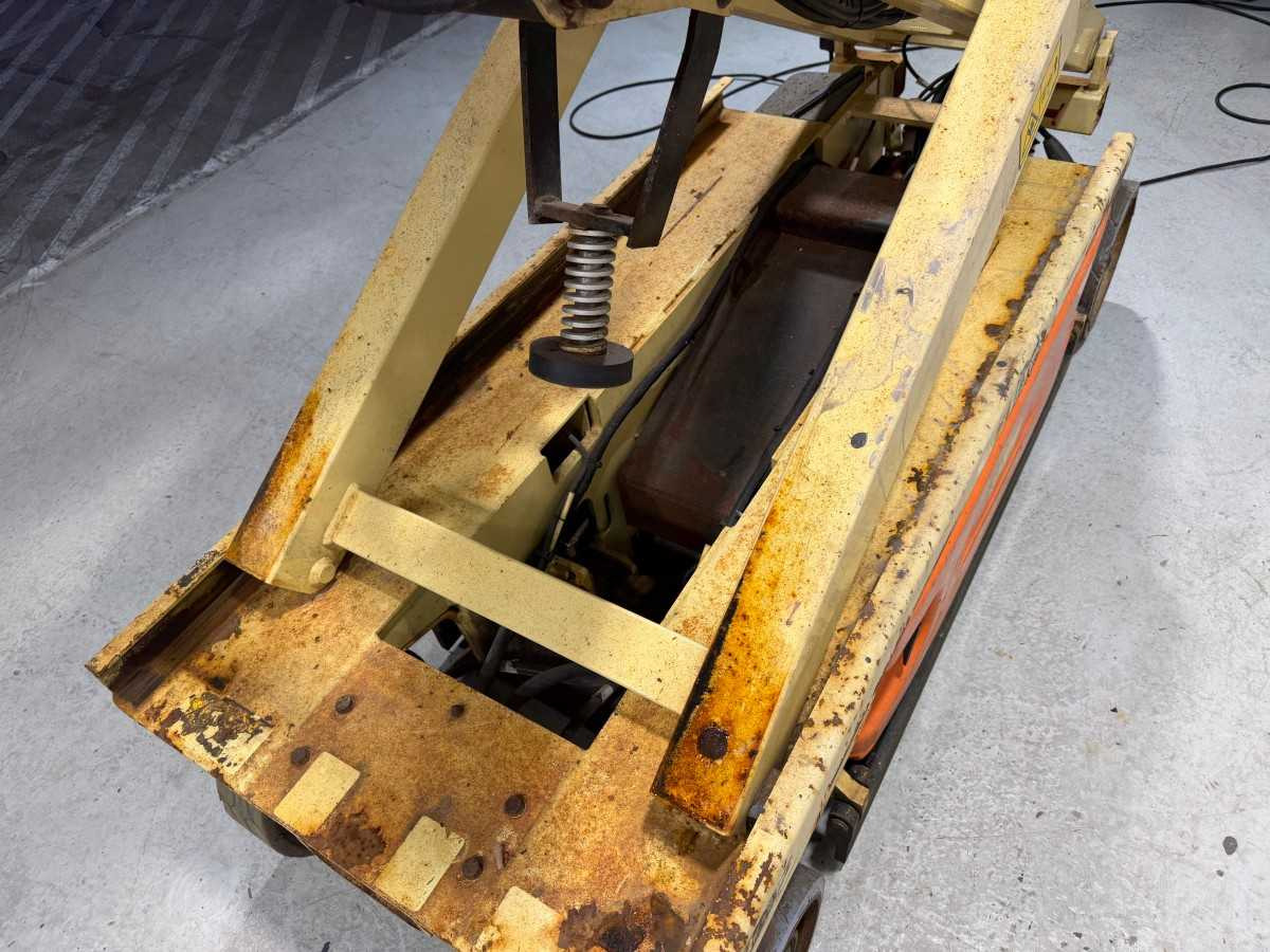 Autopropulsată platformă JLG - 2013 - 1930ES - AERIAL PLATFORM: Foto 23 Autopropulsată platformă JLG - 2013 - 1930ES - AERIAL PLATFORM: Foto 23