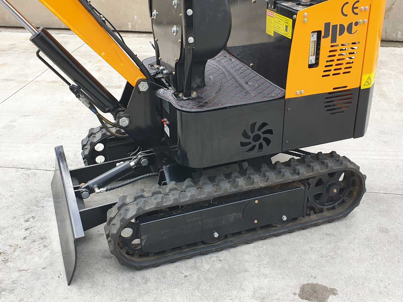 Mini excavator JPC HT12 MINI EXCAVATOR: Foto 7 Mini excavator JPC HT12 MINI EXCAVATOR: Foto 7