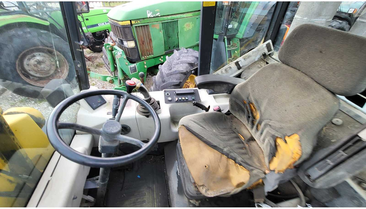 Încărcător frontal pe pneuri KRAMER 418 4WD WHEEL LOADER: Foto 15