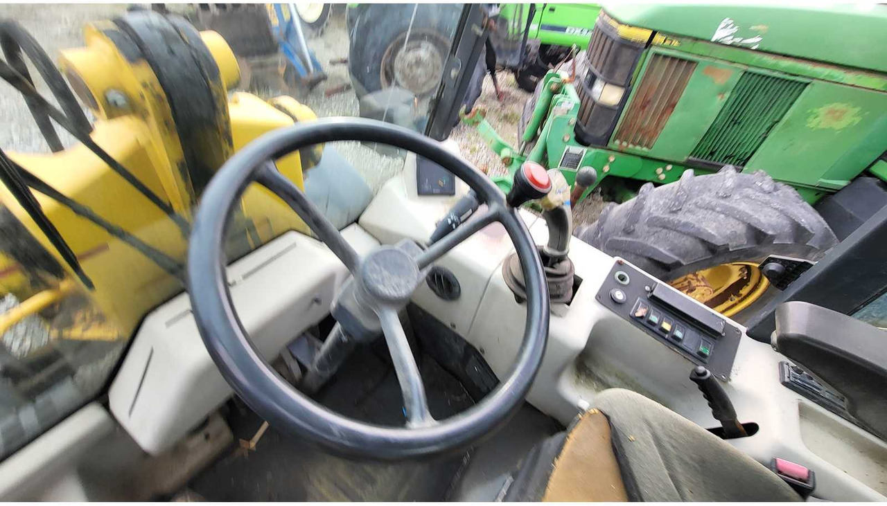 Încărcător frontal pe pneuri KRAMER 418 4WD WHEEL LOADER: Foto 17