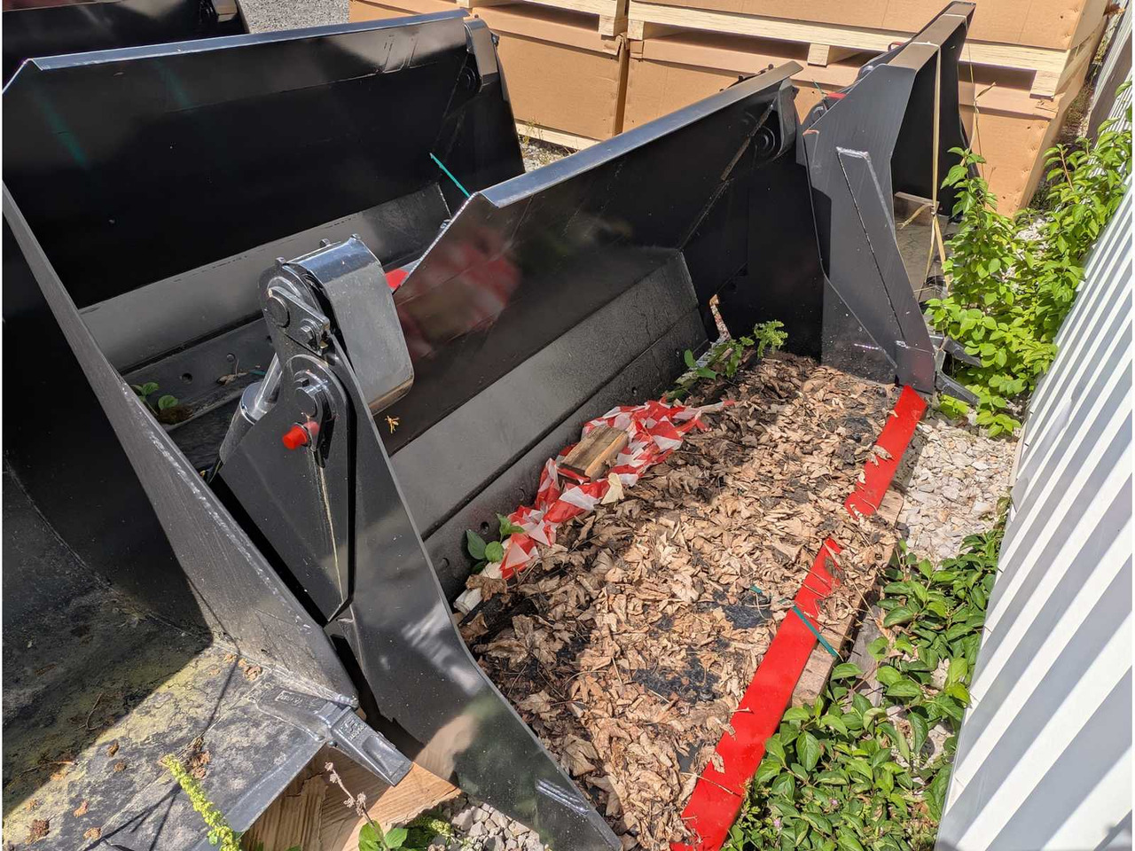 L&K - GS V80 - 2023 - UNI BUCKET WITH U-BLADE - AS - 1850 MM - 0.8 CBM - Încărcător frontal pe pneuri: Foto 3 L&K - GS V80 - 2023 - UNI BUCKET WITH U-BLADE - AS - 1850 MM - 0.8 CBM - Încărcător frontal pe pneuri: Foto 3