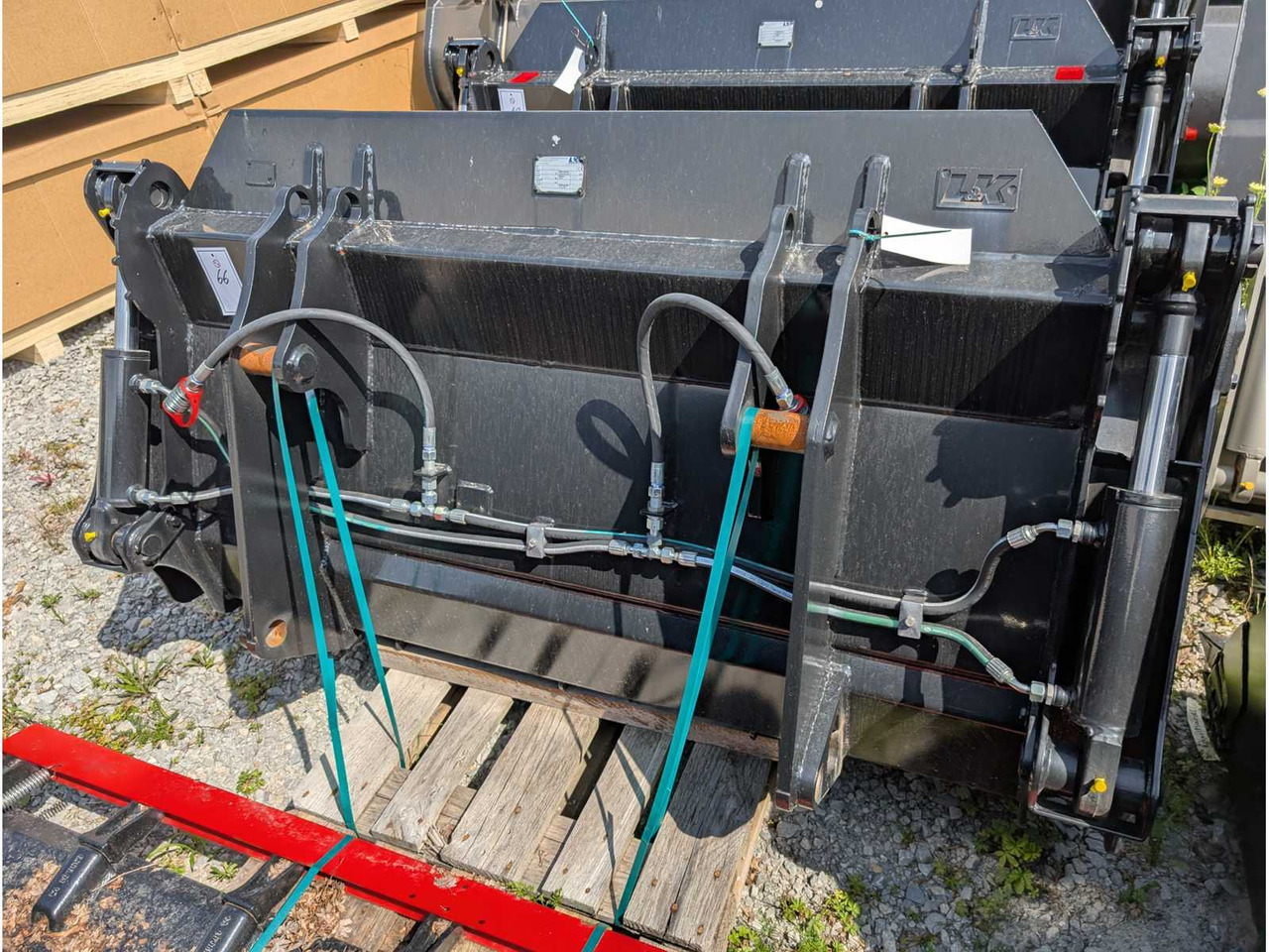 L&K - GS W50BTC - 2023 - UNI BUCKET WITH U-BLADE - AS - 1850 MM - 0.7 CBM - Încărcător frontal pe pneuri: Foto 1 L&K - GS W50BTC - 2023 - UNI BUCKET WITH U-BLADE - AS - 1850 MM - 0.7 CBM - Încărcător frontal pe pneuri: Foto 1