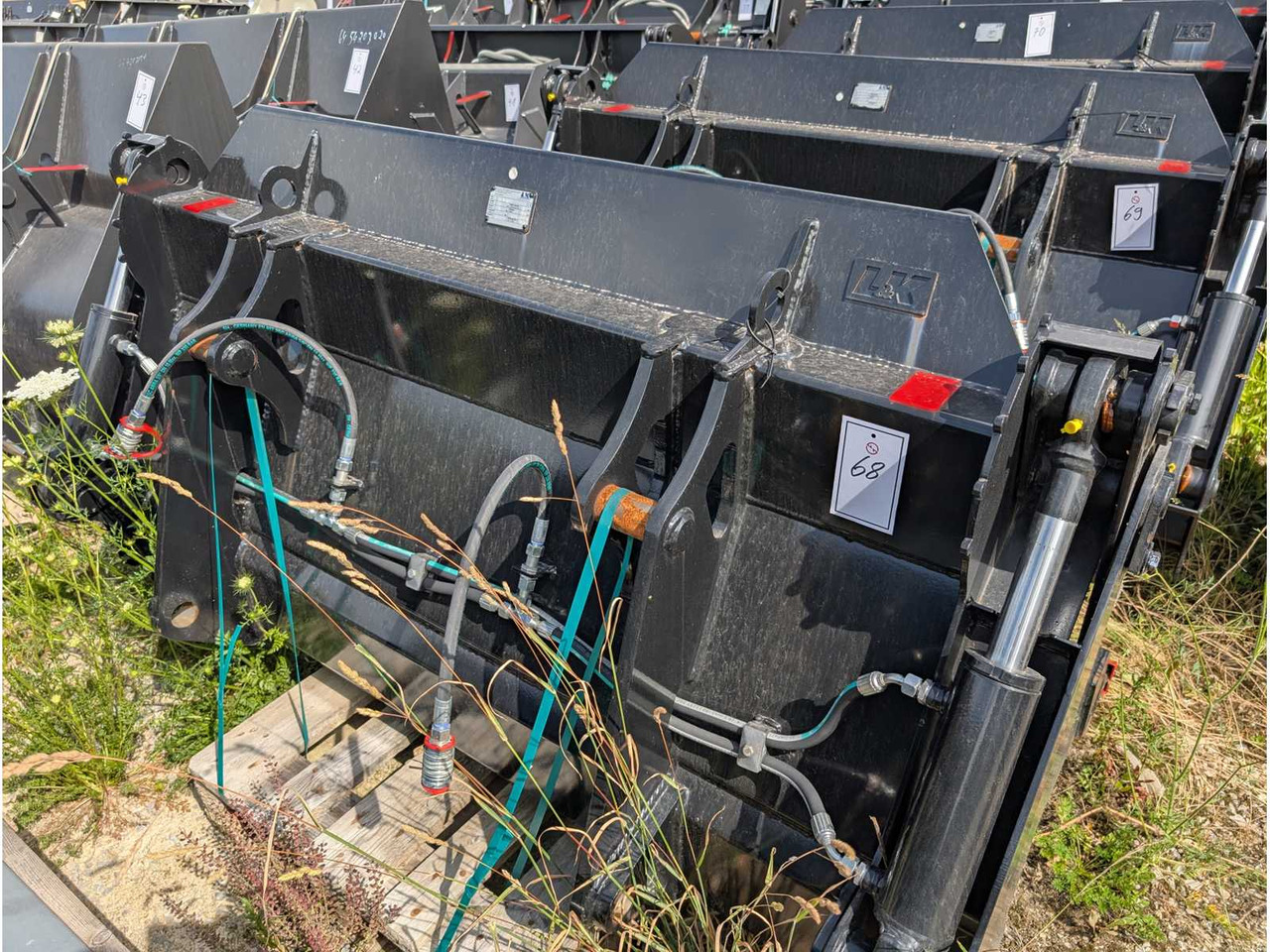 L&K - GS W50BTC - 2023 - UNI BUCKET WITH U-BLADE - AS - 1850 MM - 0.8 CBM - Încărcător frontal pe pneuri: Foto 1 L&K - GS W50BTC - 2023 - UNI BUCKET WITH U-BLADE - AS - 1850 MM - 0.8 CBM - Încărcător frontal pe pneuri: Foto 1