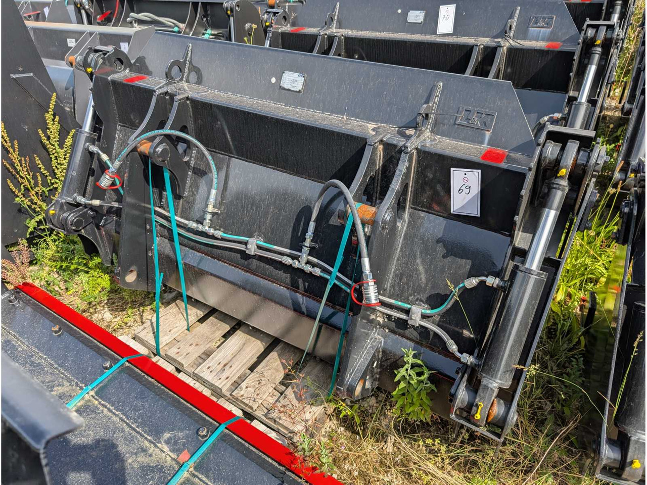 L&K - GS W50BTC - 2023 - UNI BUCKET WITH U-BLADE - AS - 1850 MM - 0.8 CBM - Încărcător frontal pe pneuri: Foto 1 L&K - GS W50BTC - 2023 - UNI BUCKET WITH U-BLADE - AS - 1850 MM - 0.8 CBM - Încărcător frontal pe pneuri: Foto 1