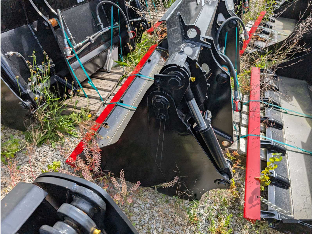 L&K - GS W50BTC - 2023 - UNI BUCKET WITH U-BLADE - AS - 1850 MM - 0.8 CBM - Încărcător frontal pe pneuri: Foto 3 L&K - GS W50BTC - 2023 - UNI BUCKET WITH U-BLADE - AS - 1850 MM - 0.8 CBM - Încărcător frontal pe pneuri: Foto 3