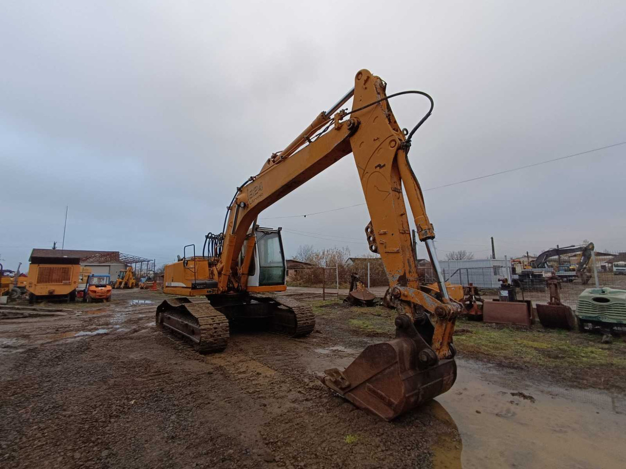 LIEBHERR - 2001 - R924 - TRACKED EXCAVATOR - Excavator: Foto 5 LIEBHERR - 2001 - R924 - TRACKED EXCAVATOR - Excavator: Foto 5