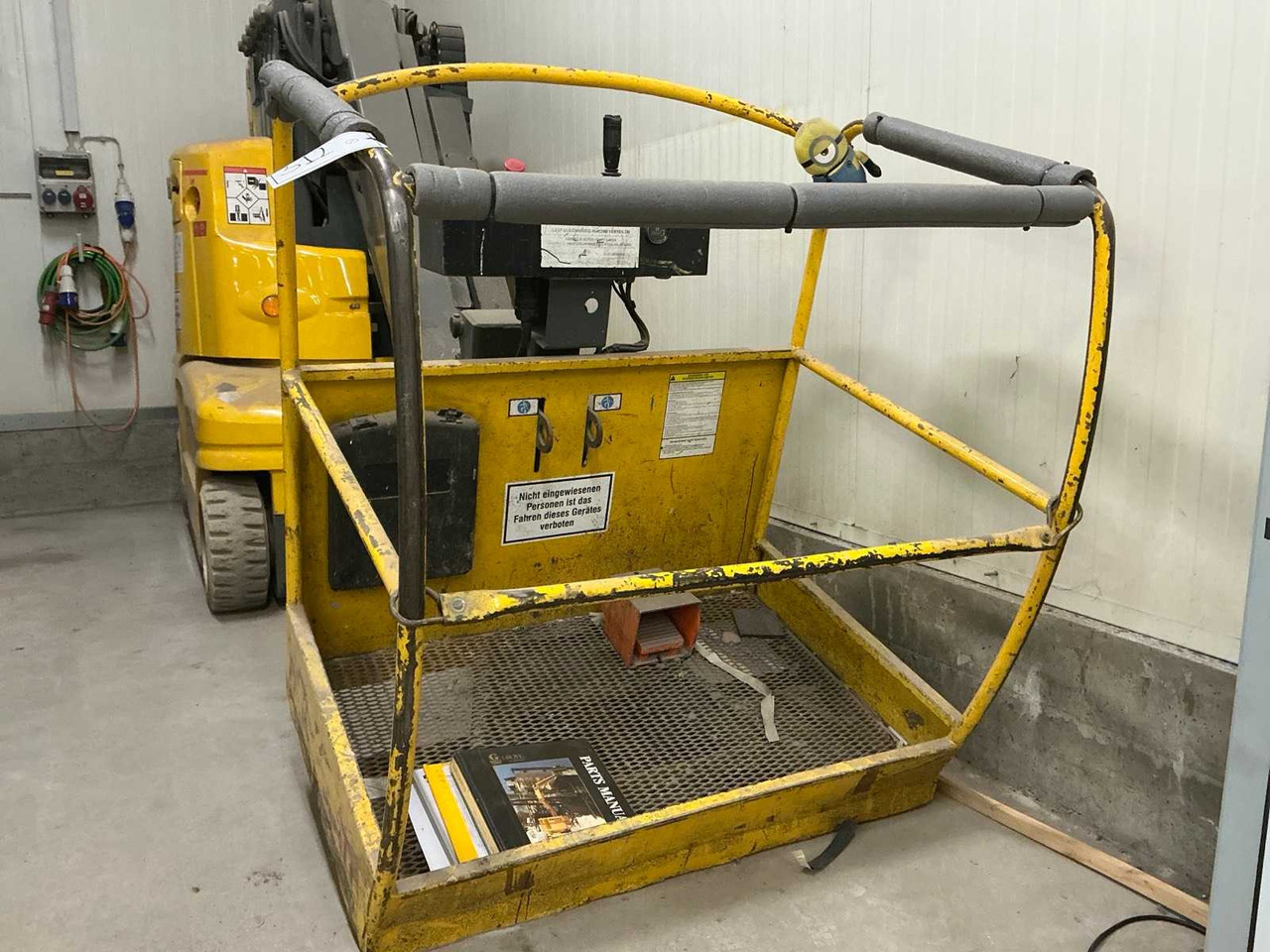 MANLIFT TOUCAN 1210 ARTICULATED WORK PLATFORM (2004) - Autopropulsată platformă: Foto 3 MANLIFT TOUCAN 1210 ARTICULATED WORK PLATFORM (2004) - Autopropulsată platformă: Foto 3