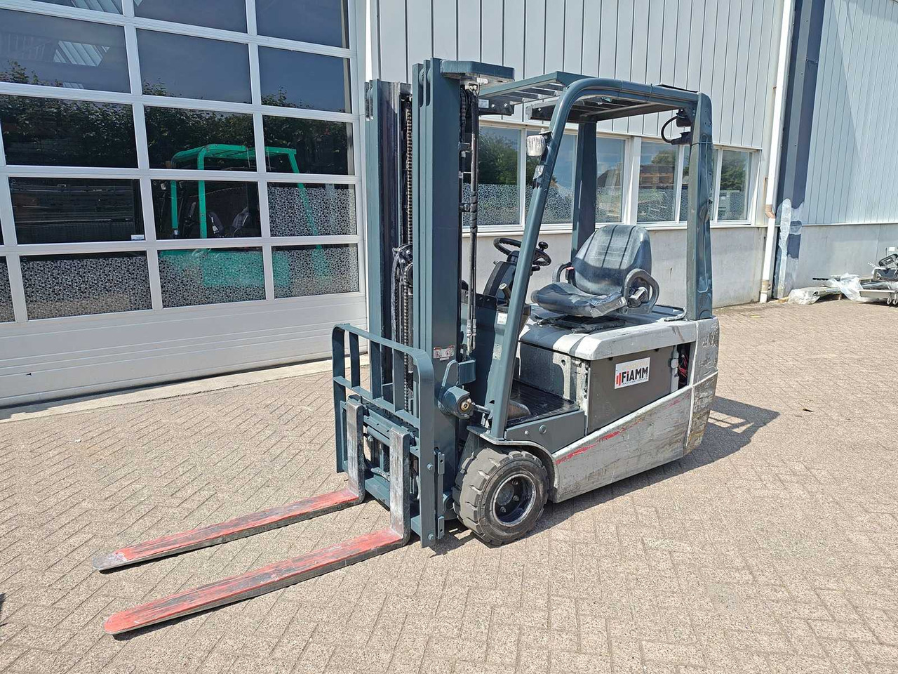 NISSAN - 2008 - G1N1L180 - FORKLIFT TRUCK - Motostivuitor: Foto 1 NISSAN - 2008 - G1N1L180 - FORKLIFT TRUCK - Motostivuitor: Foto 1